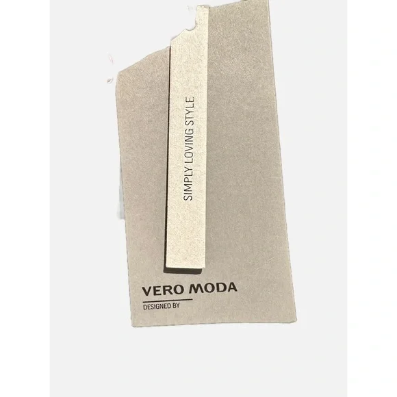 Vero Moda Yellow midi skirt with a net design in Size Medium - Picture 3 of 3